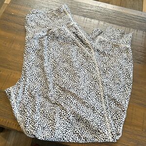 Old Navy Active High Rise Printed Jogger Size L